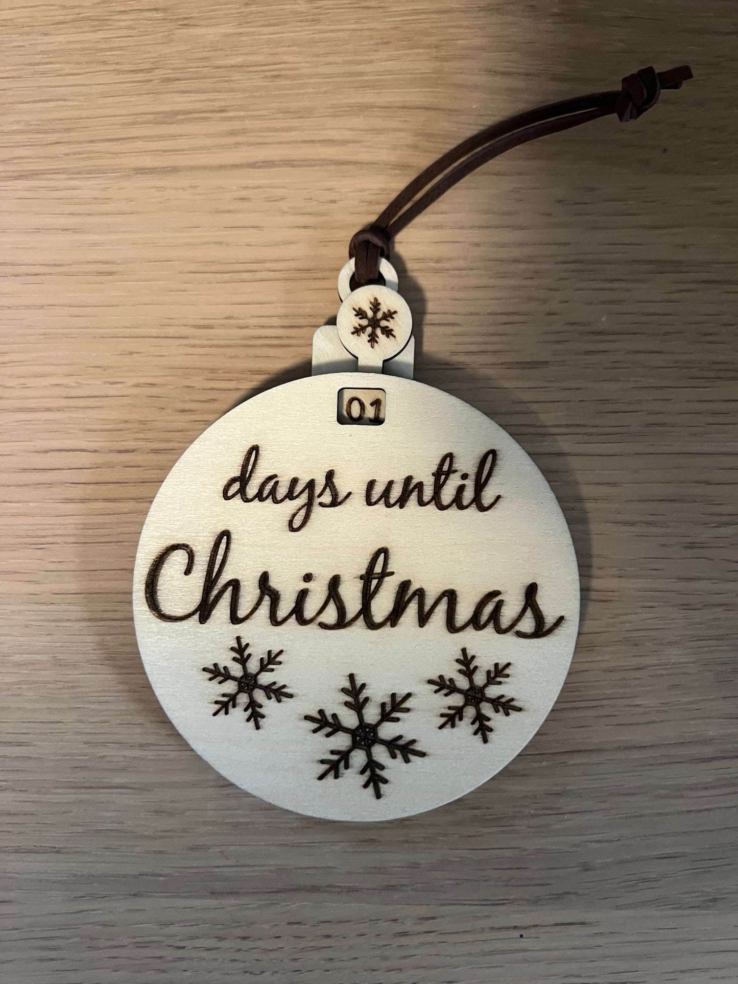 Countdown the “Days Until Christmas” Wooden Ornament